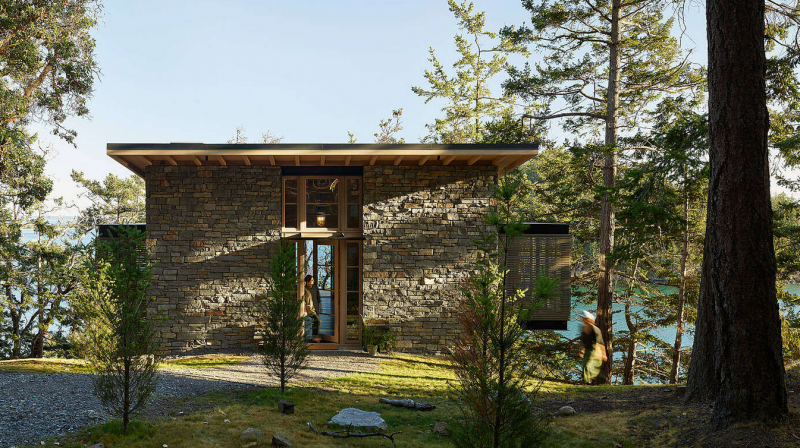 Загородный дом на склоне холма в Пьюджет-Саунде Загородный дом на склоне холма в Пьюджет-Саунде