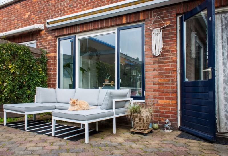 Голландский дом с интересным сочетанием винтажа и современных элементов