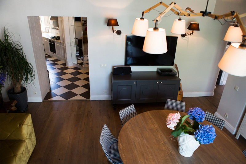 Интерьер богемной квартиры для семейной пары с детьми