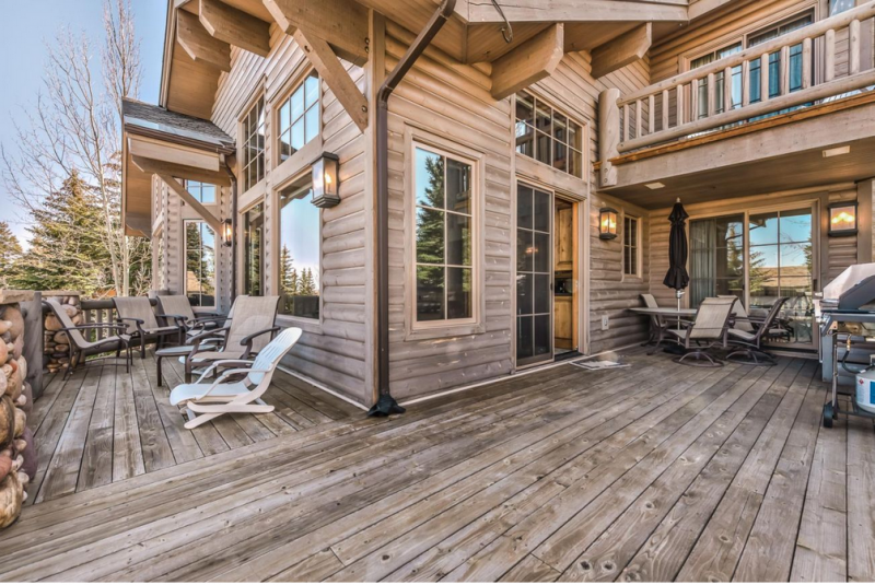 Сводчатое современное шале в штате Юта Сводчатое современное шале в штате Юта