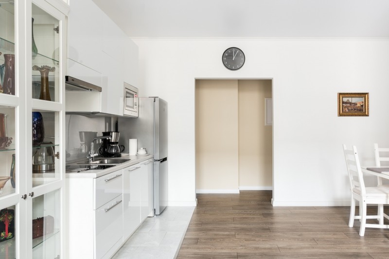 Интерьер квартиры в спокойных светлых тонах Интерьер квартиры в спокойных светлых тонах