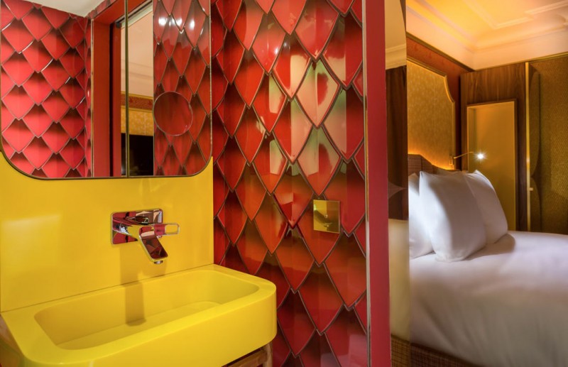 Красочный бутик-отель Idol в Париже