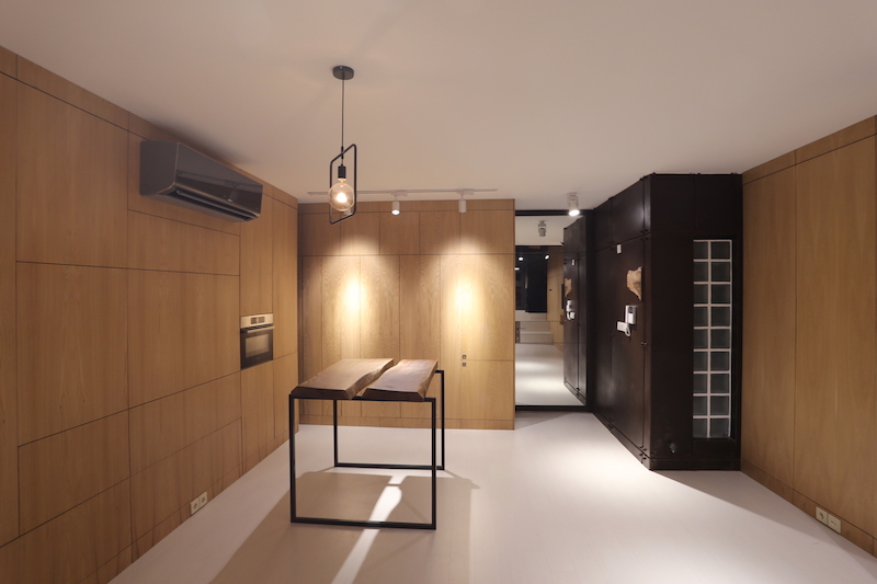 Небольшая квартира на крыше старого здания