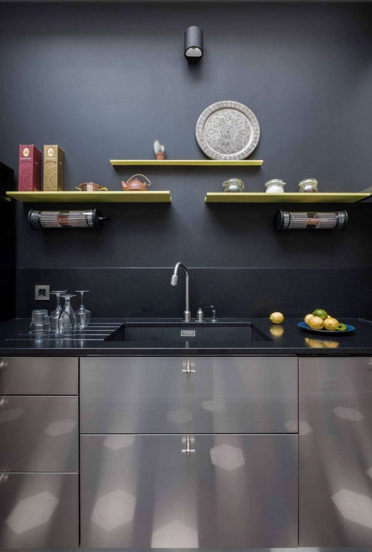 Парижская квартира с небольшим внутренним двориком