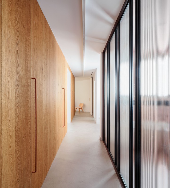 Просторная квартира площадью 110 м2 в Барселоне