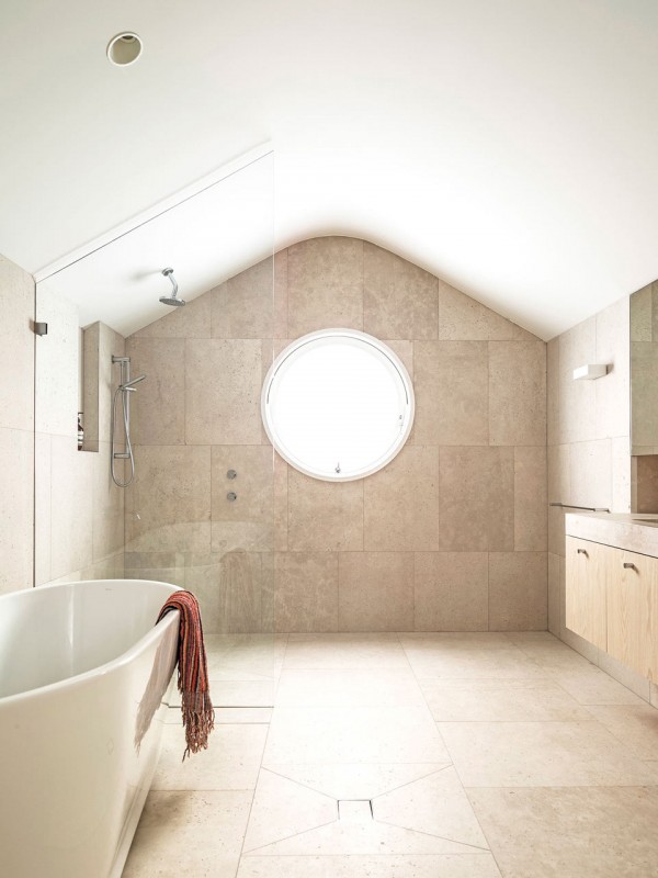 Расположенный на вершине холма дом с видом на гавань Сиднея