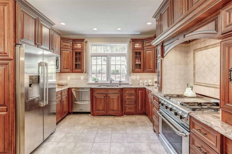 Хорошо обустроенный особняк в Перселлвилле, Вирджиния