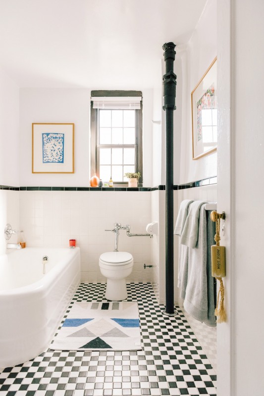 Интерьер просторной светлой квартиры в Челси, Нью-Йорк Интерьер просторной светлой квартиры в Челси, Нью-Йорк