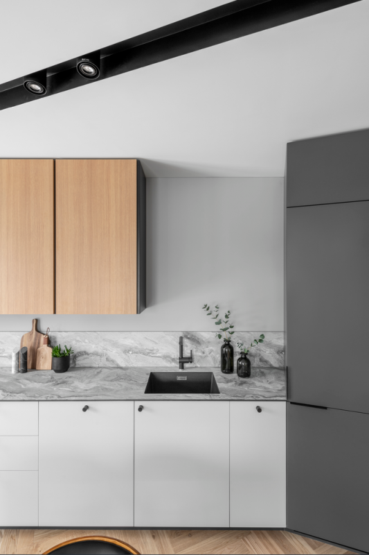 Преобладающие серые оттенки в интерьере квартиры в Вильнюсе Преобладающие серые оттенки в интерьере квартиры в Вильнюсе