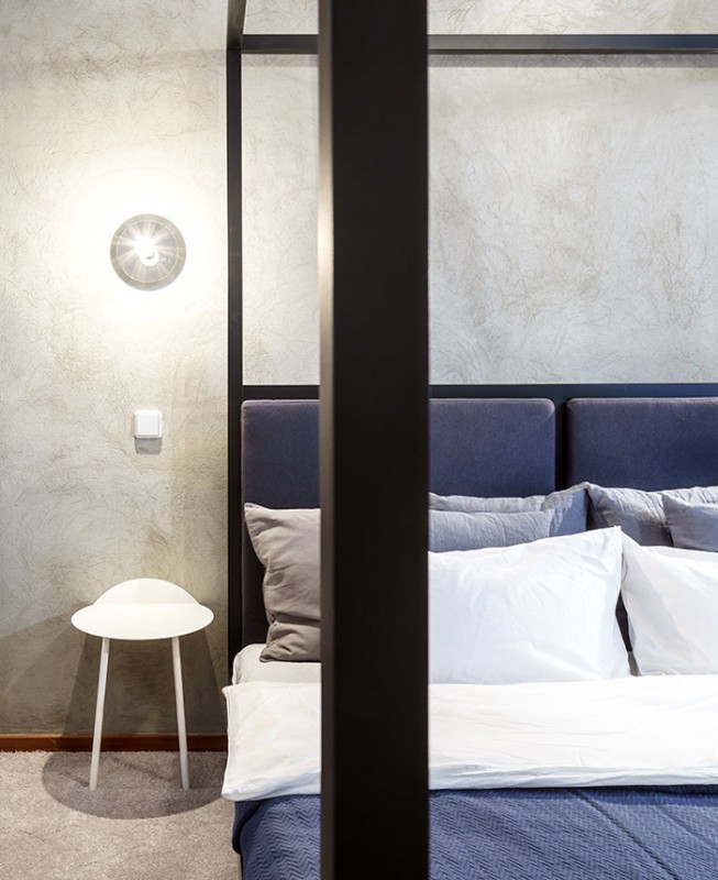 Смелые цвета и лаконичные формы в интьерьере квартиры в Бухаресте, Румыния Смелые цвета и лаконичные формы в интьерьере квартиры в Бухаресте, Румыния