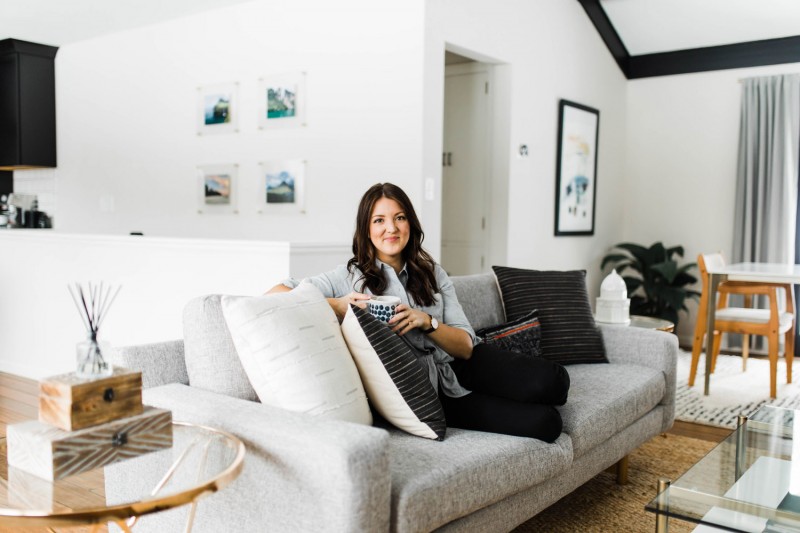 Контрастный интерьер ранчо в Миннеаполисе