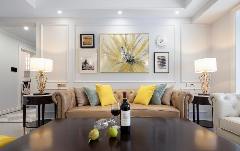 Интерьер светлой просторной квартиры Интерьер светлой просторной квартиры