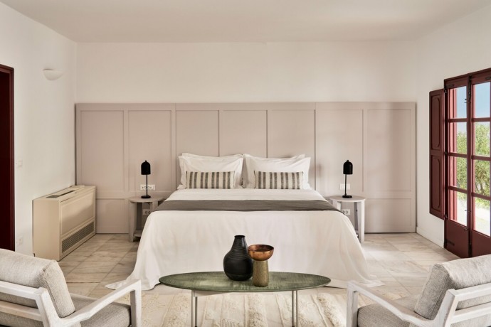 Отель Vedema Resort на Санторини