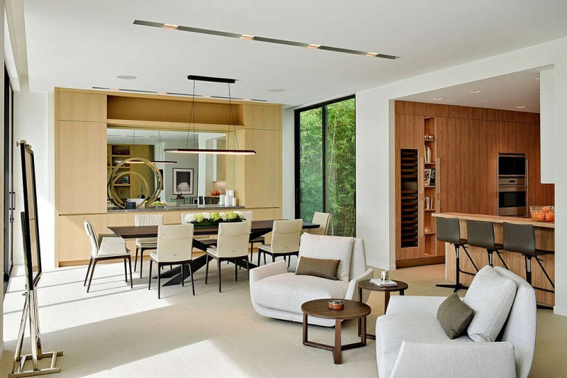 Двухэтажная резиденция на набережной в Майами-Бич