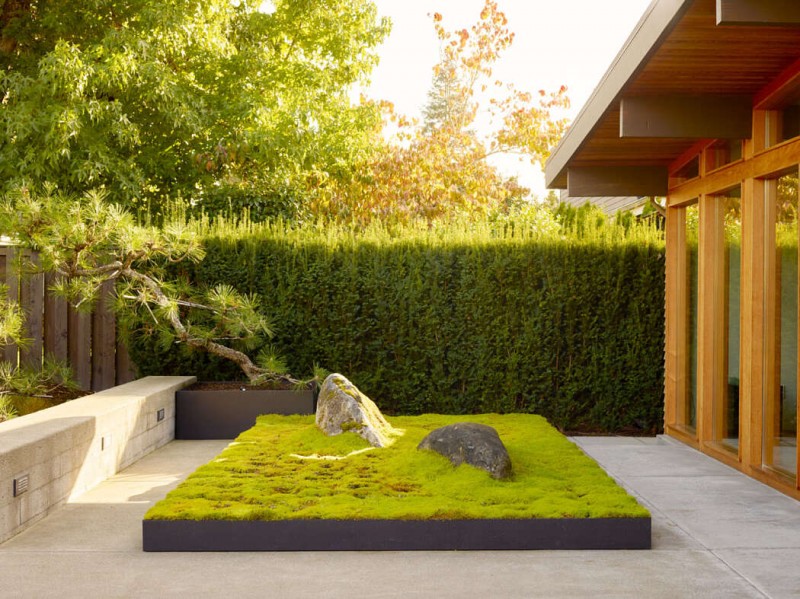 Простые формы и ощущение японского спокойствия в дизайне дома в Белвью, Вашингтон Простые формы и ощущение японского спокойствия в дизайне дома в Белвью, Вашингтон