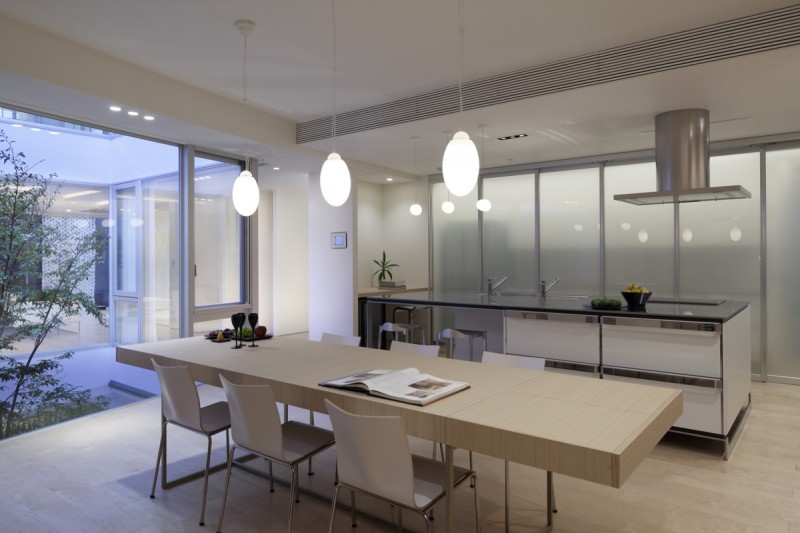 Сочетание современных и традиционных идей в дизайне японского дома