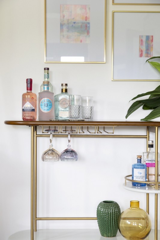 Интерьер уютной гостиной в лондонском таунхаусе