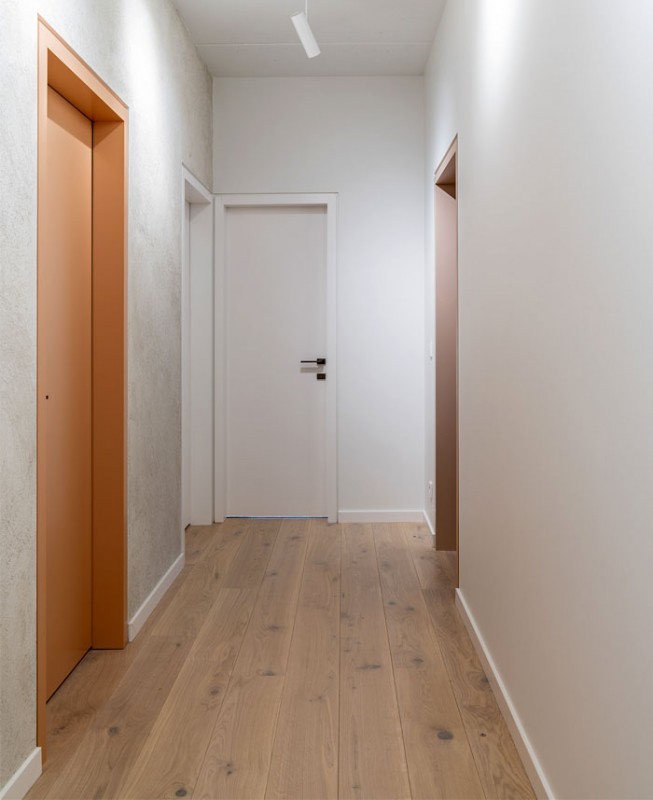 Простой минималистичный дизайн квартиры в Литве