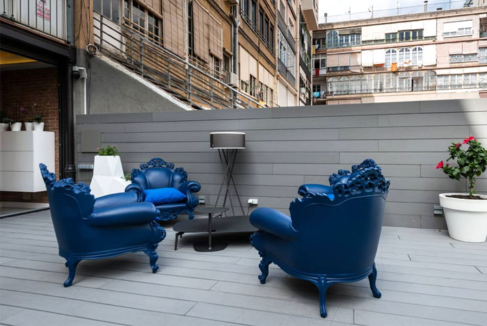 Просторные апартаменты с патио в Барселоне