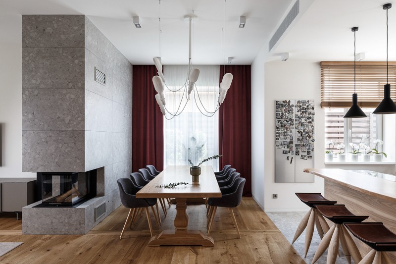 Дерево и камень в интерьере просторных апартаментов