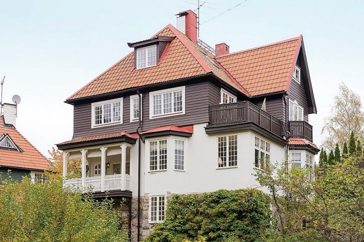 Со вкусом обставленный двухэтажный дом общей площадью 208 м2