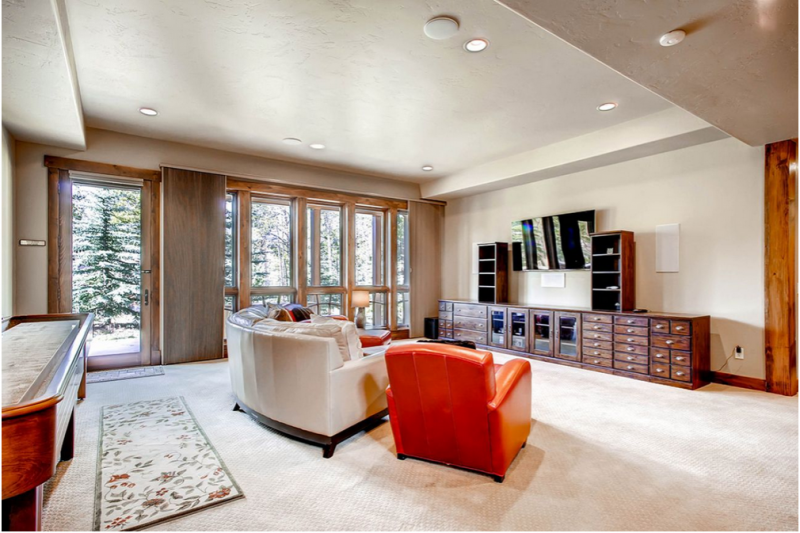 Бревенчатый дом в Брекенридже, Колорадо Бревенчатый дом в Брекенридже, Колорадо