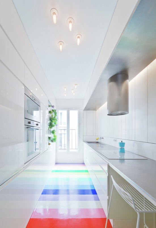 Яркие апартаменты в Париже на Монмартре