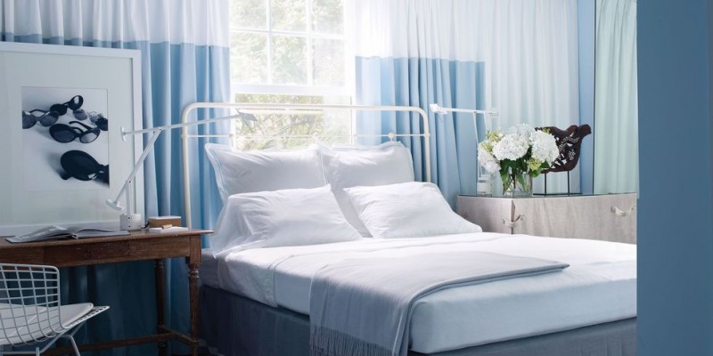 Более 40 примеров дизайна, ориентированного на различные оттенки синего