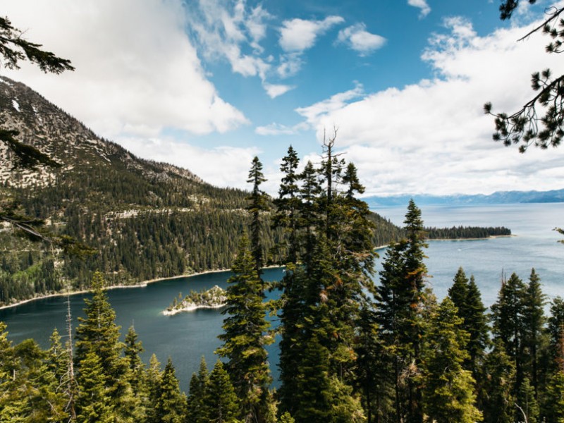 The Coachman Hotel: современный мотель в Саут-Лейк-Тахо, Калифорния