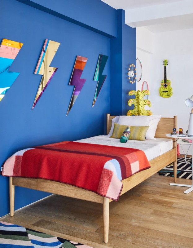 Инсталляция, разработанная в рамках Reach and kinder MODERN в Нью-Йорке под названием «Игривый дом»