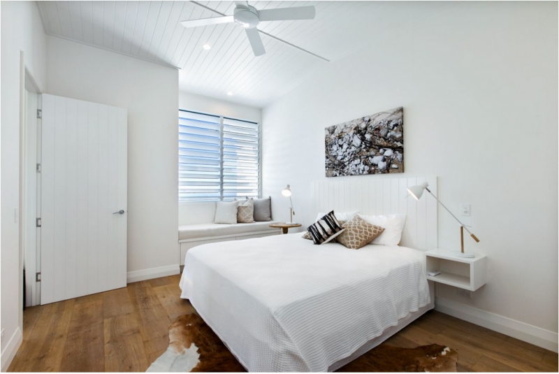 Минималистичный таунхаус на солнечном побережье Австралии в Нуса-Хедс Минималистичный таунхаус на солнечном побережье Австралии в Нуса-Хедс