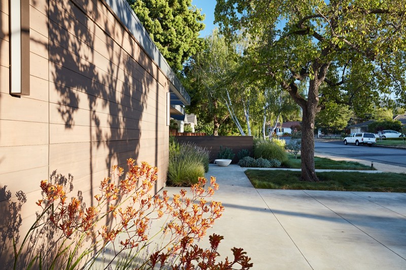 Дом в стиле "ранчо" в городе Лос-Альтос, Калифорния