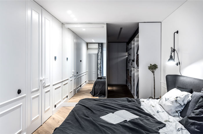 Эклектичная современная квартира, оформленная в серых тонах