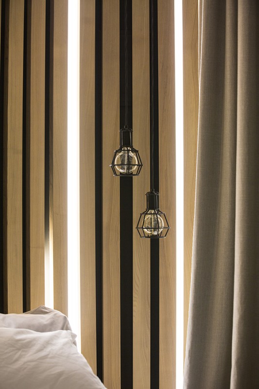 Гармоничное сочетание дерева и кирпича