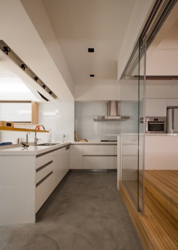 Многофункциональный интерьер апартаментов в Тайбэе