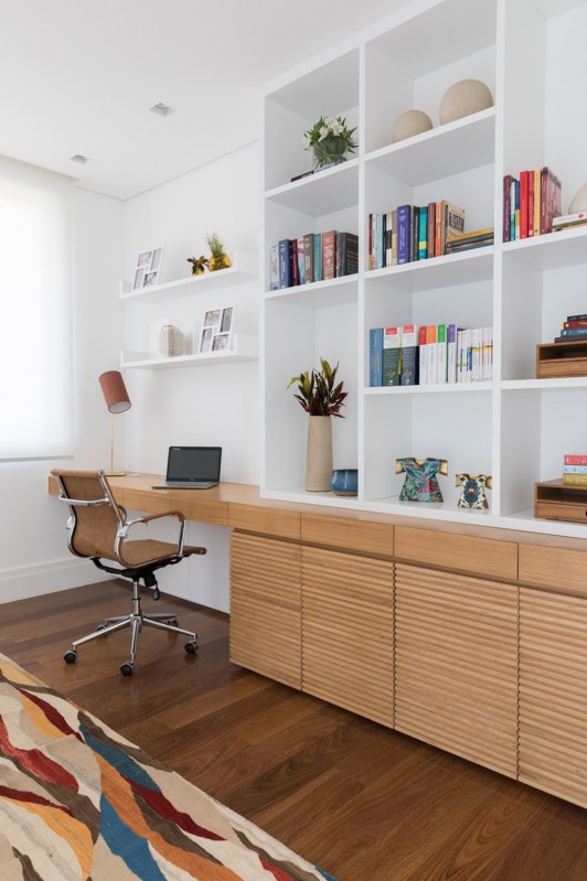 Использование дерева и белого цвета в оформлении уютного дома Использование дерева и белого цвета в оформлении уютного дома