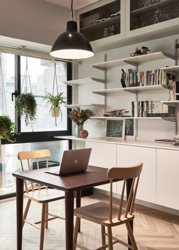 Небольшой функциональный лофт в Тайбэе