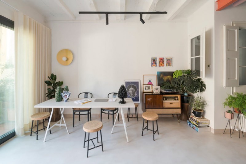 Интерьер апартаментов в здании 1914 года постройки в Барселоне