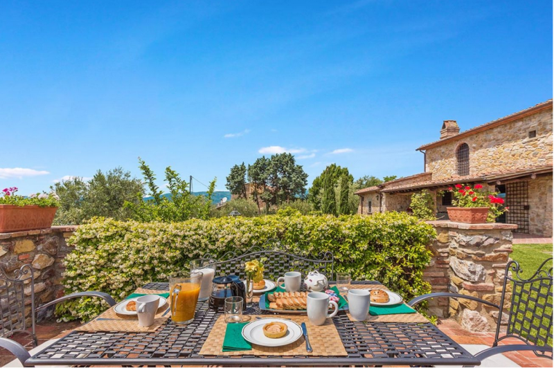 Вилла в Альбанских горах в Италии