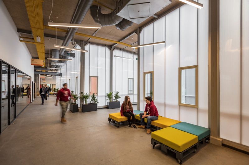 Частная школа Sezin в Стамбуле Частная школа Sezin в Стамбуле