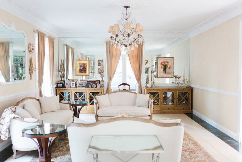 Французский загородный коттедж с потрясающим садом