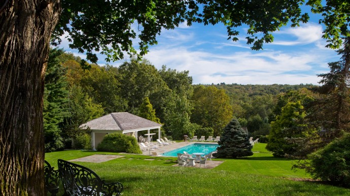 Отель Mayflower Inn & Spa в Коннектикуте