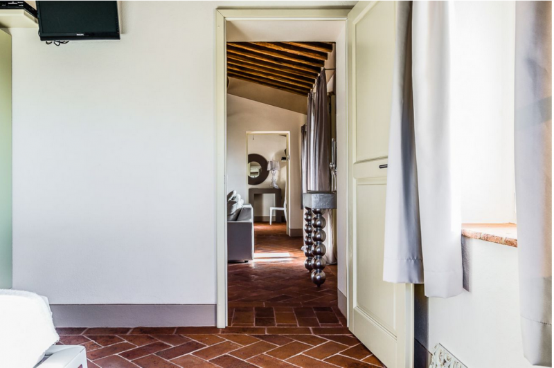 Традиционная вилла недалеко от Пизы, Италия Традиционная вилла недалеко от Пизы, Италия