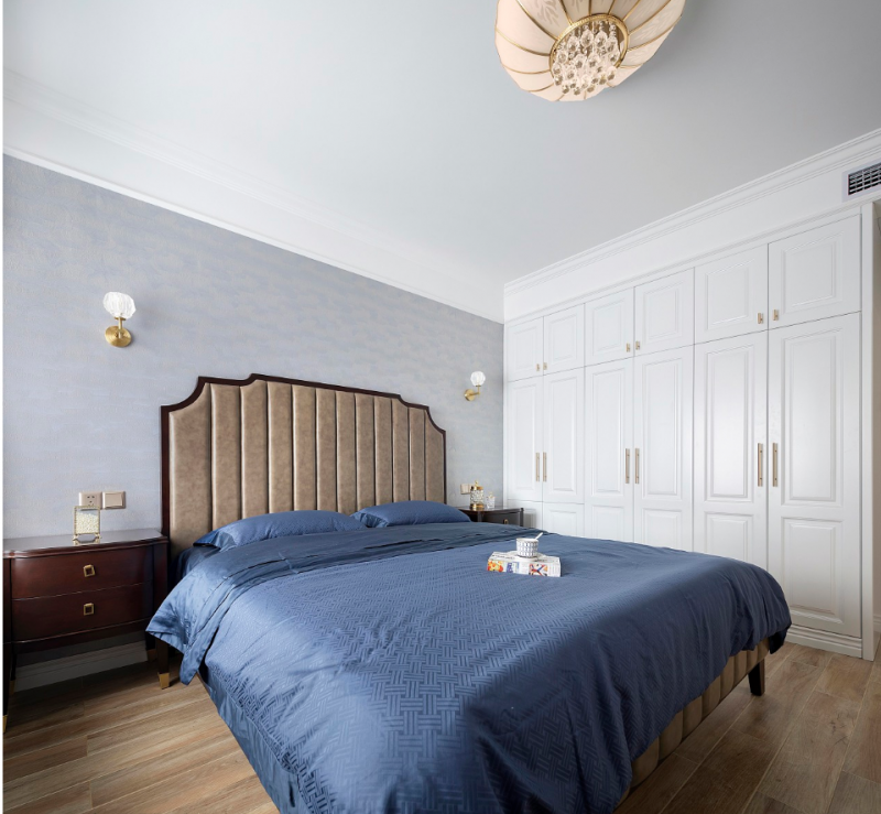 Интерьер светлой просторной квартиры Интерьер светлой просторной квартиры