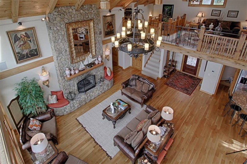 Особняк у озера в городе Батлер, Теннесси