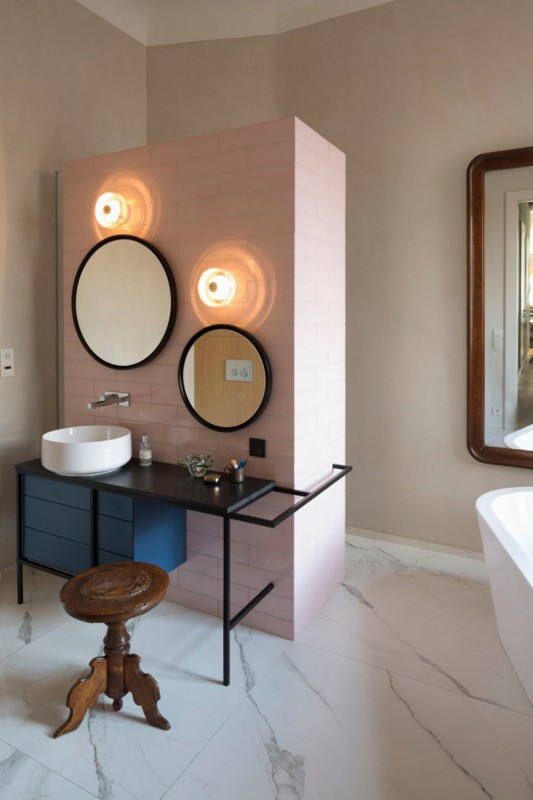 Квартира, расположенная в здании 19-го века в центре Варшавы, Польша Квартира, расположенная в здании 19-го века в центре Варшавы, Польша