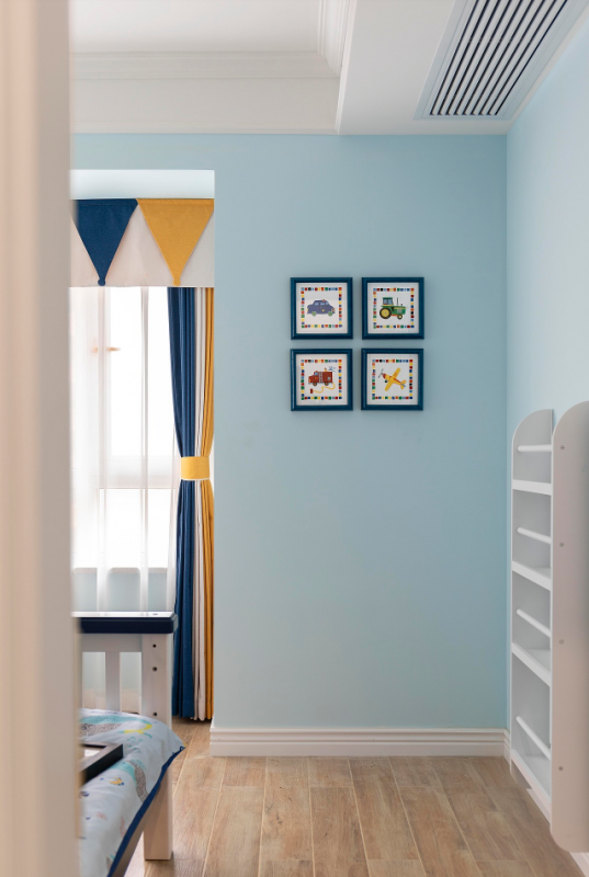 Интерьер светлой просторной квартиры Интерьер светлой просторной квартиры