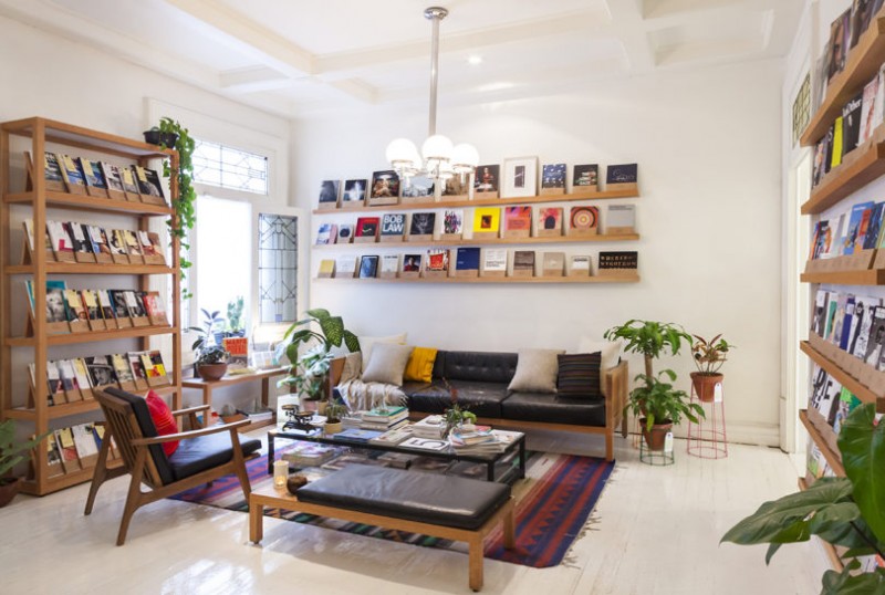 Уникальная библиотека Casa Bosques в Мехико