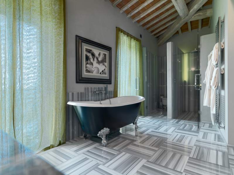 Частная резиденция в бывшем старинном монастыре