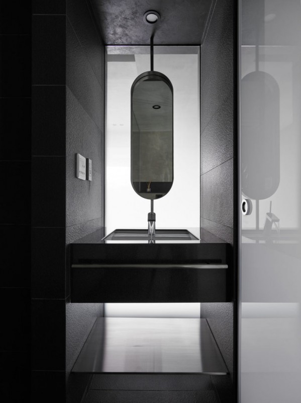 Дизайн квартиры в Тайбэе в темных тонах